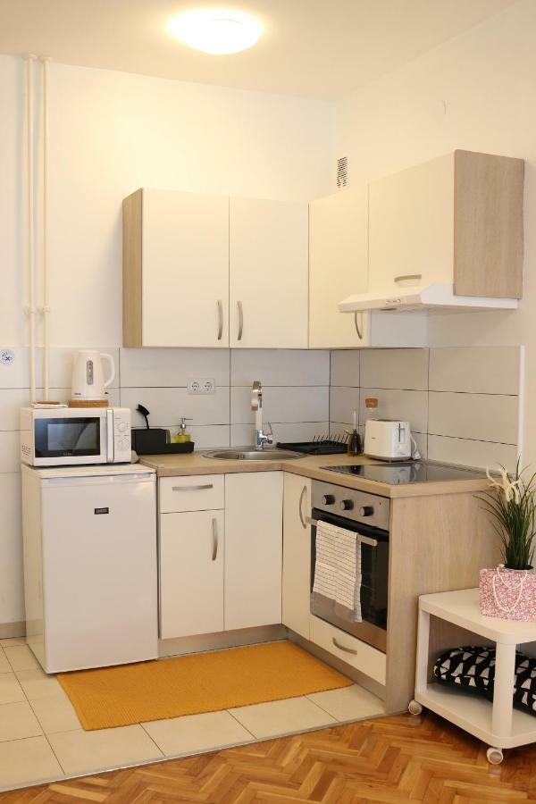 Studio Start Zagabria Esterno foto